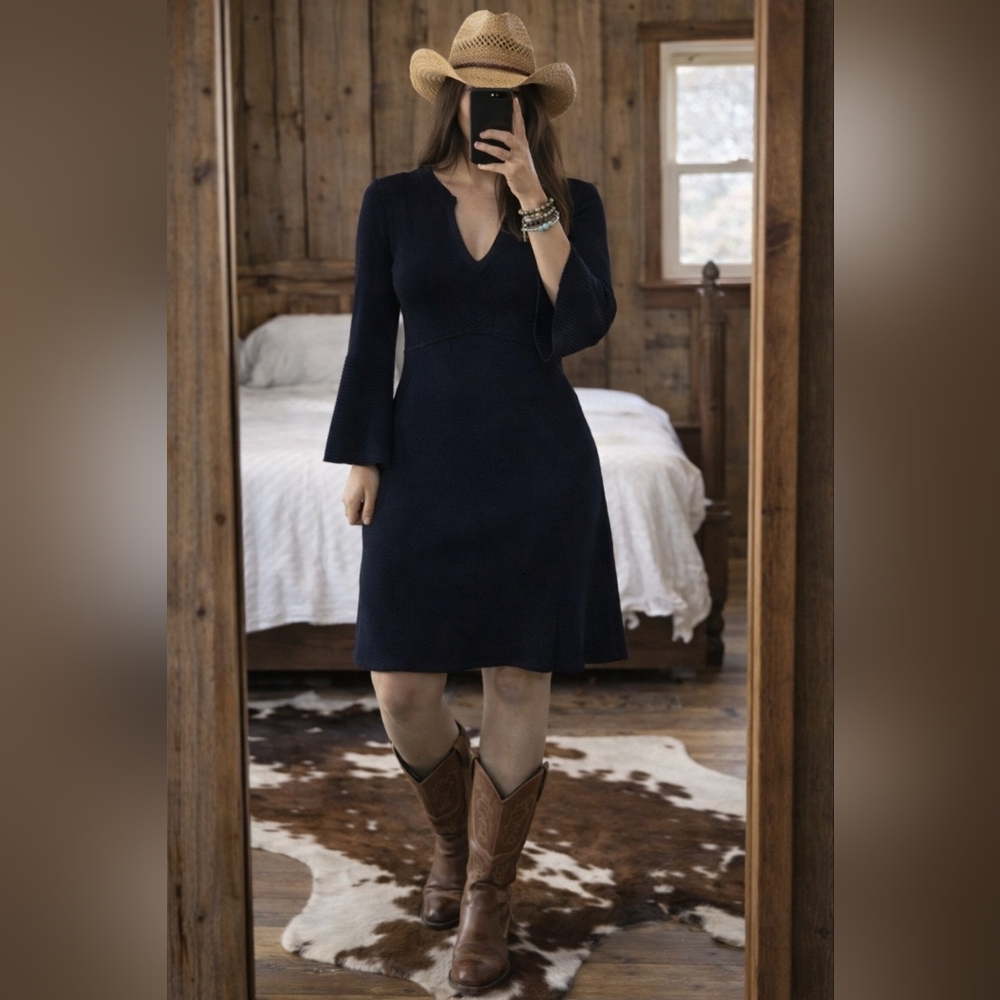 New Directions Navy Sweater Dress Bell Sleeve V-Neck Cozy Chic Sz M GUC